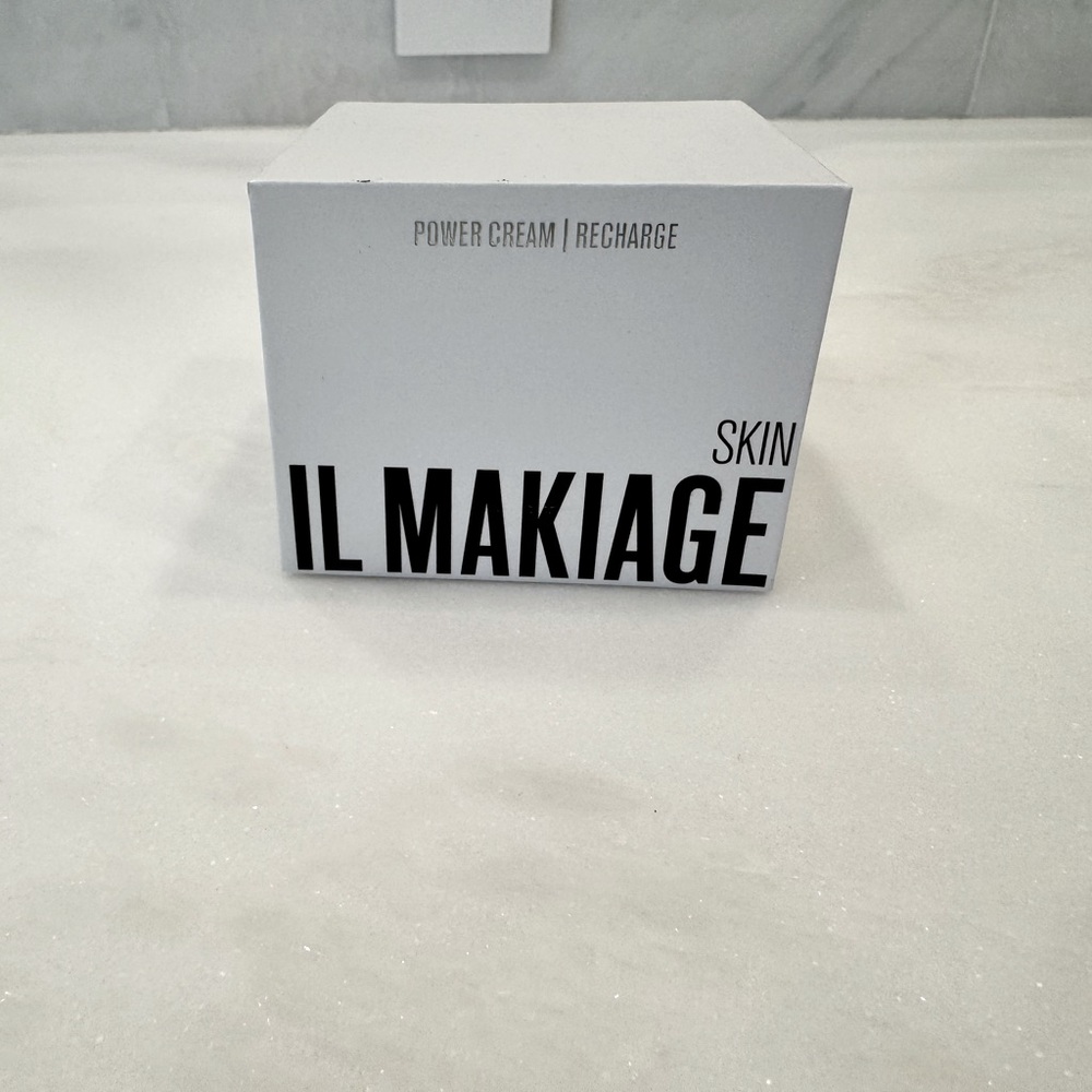 Il Makiage Power Recharge Cream 1.69 fl oz.